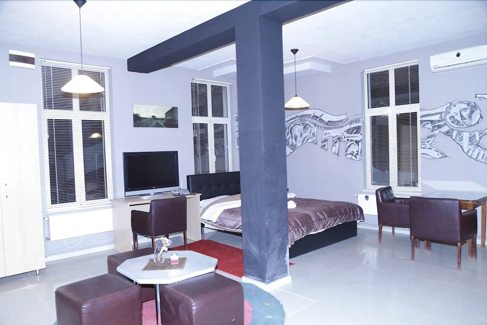 hotel ambasador bitola