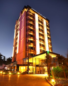 north point hotel