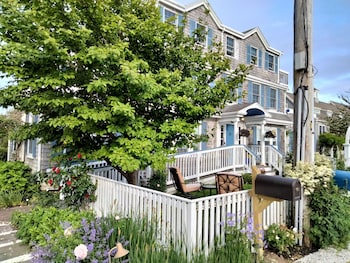 an english garden bed and breakfast