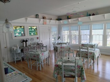 an english garden bed and breakfast