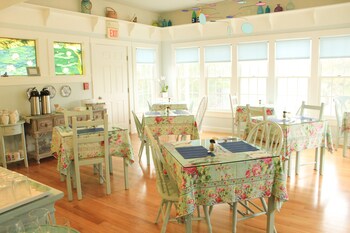 an english garden bed and breakfast