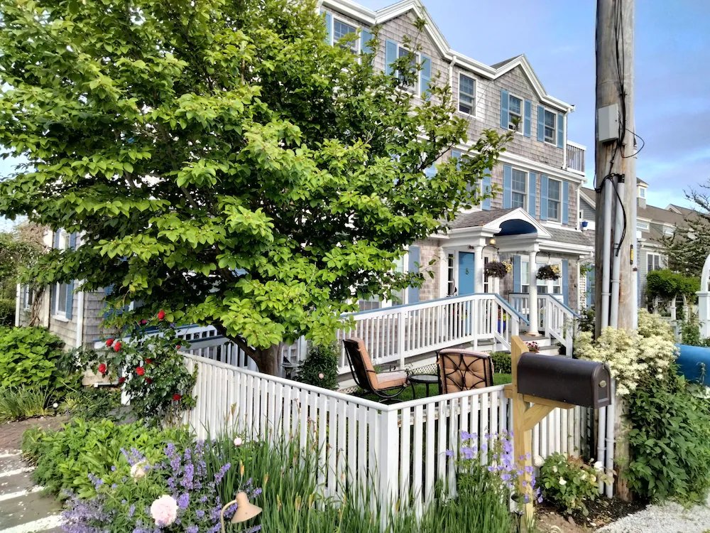 an english garden bed and breakfast