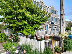 an english garden bed and breakfast