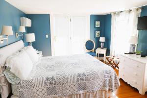 an english garden bed and breakfast