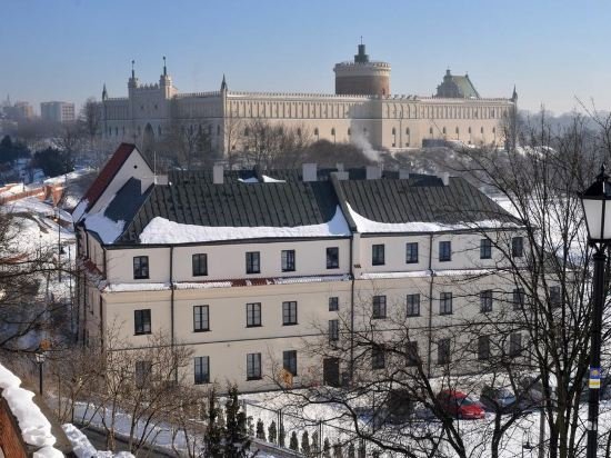 dom na podwalu lublin