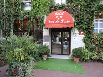 Hotel Val De Loire,Cheille>>Azay-Le-Rideau,3 star