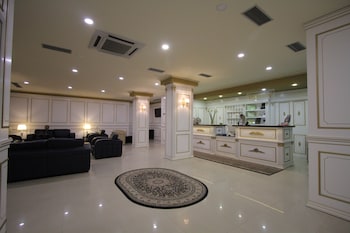 capital tirana hotel