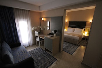 capital tirana hotel