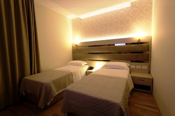 capital tirana hotel