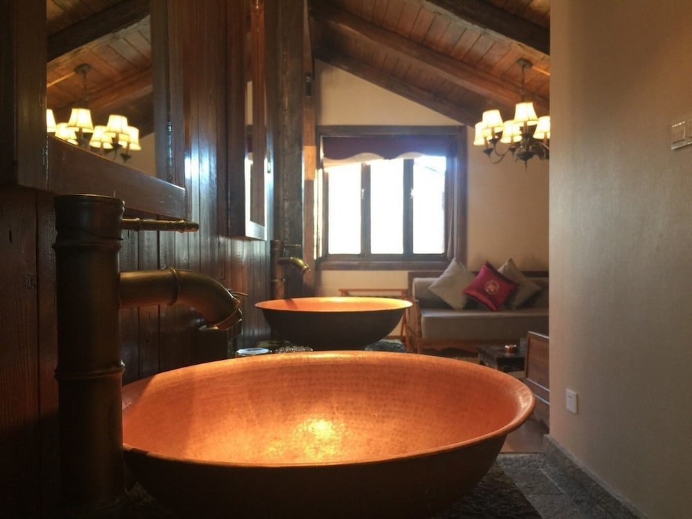 arro khampa by zinc journey shangri la