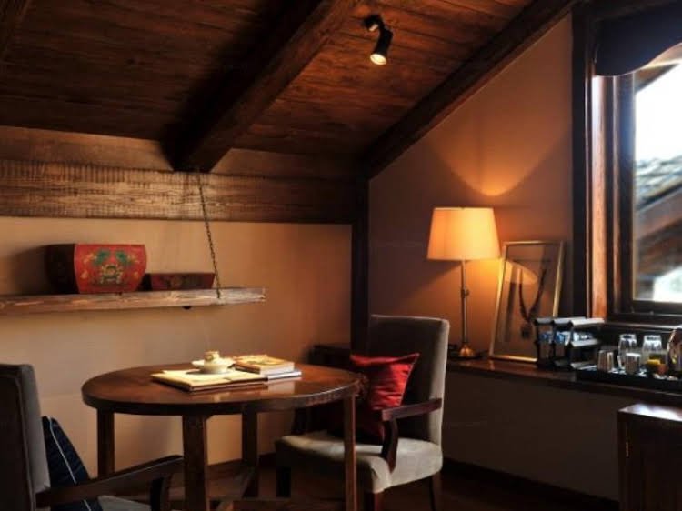 arro khampa by zinc journey shangri la
