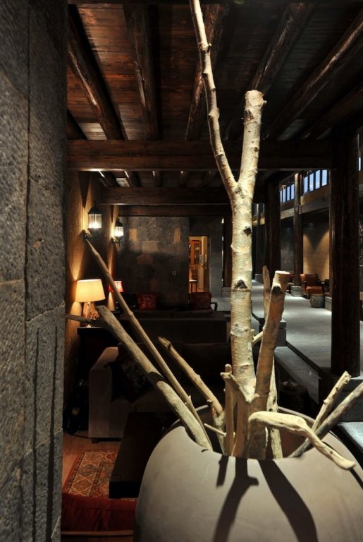 arro khampa by zinc journey shangri la