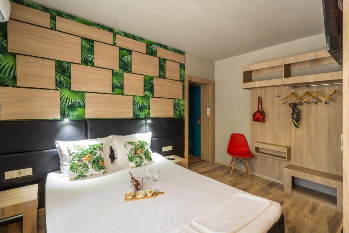 hotel allur