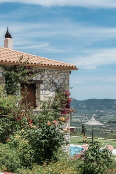 agrikia villa