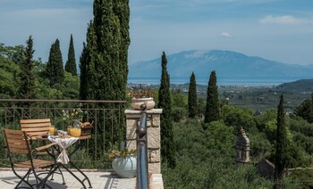 agrikia villa