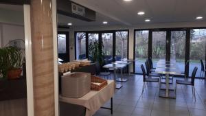 hotel akena la ferte bernard