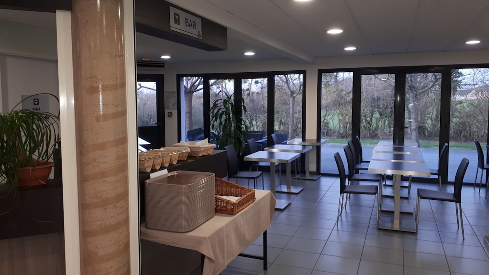 hotel akena la ferte bernard