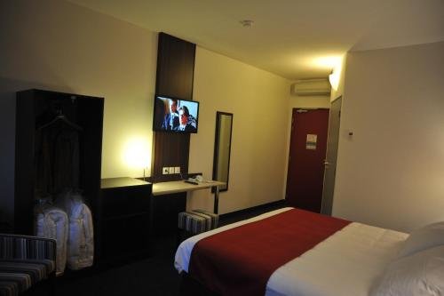 hotel akena la ferte bernard