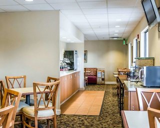 Baymont By Wyndham Bonita Springs Naples North,Collier County>>Bonita Springs,3 star