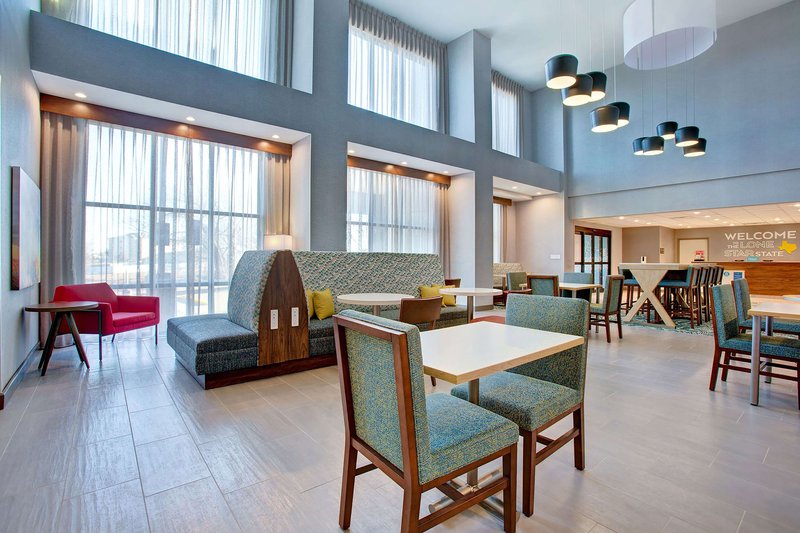 hampton inn and suites borger