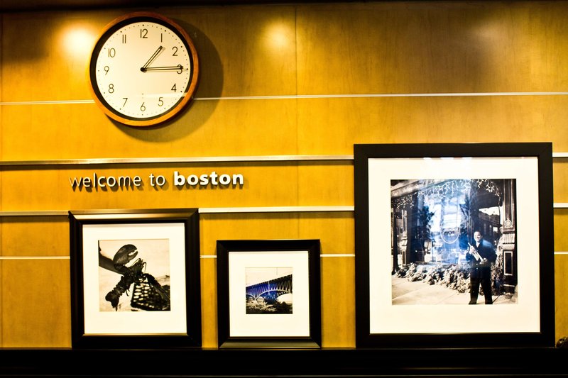 hampton inn and suites boston crosstown center