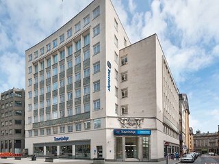 travelodge liverpool central exchange street