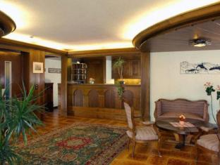 Schlosshotel - Self Check-In Hotel Am Schlosspark,Swiss Alps>>Brig,3 star