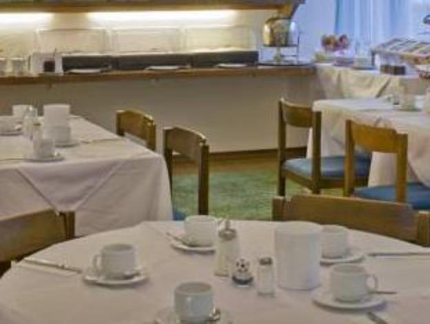 schlosshotel self check in hotel am schlosspark