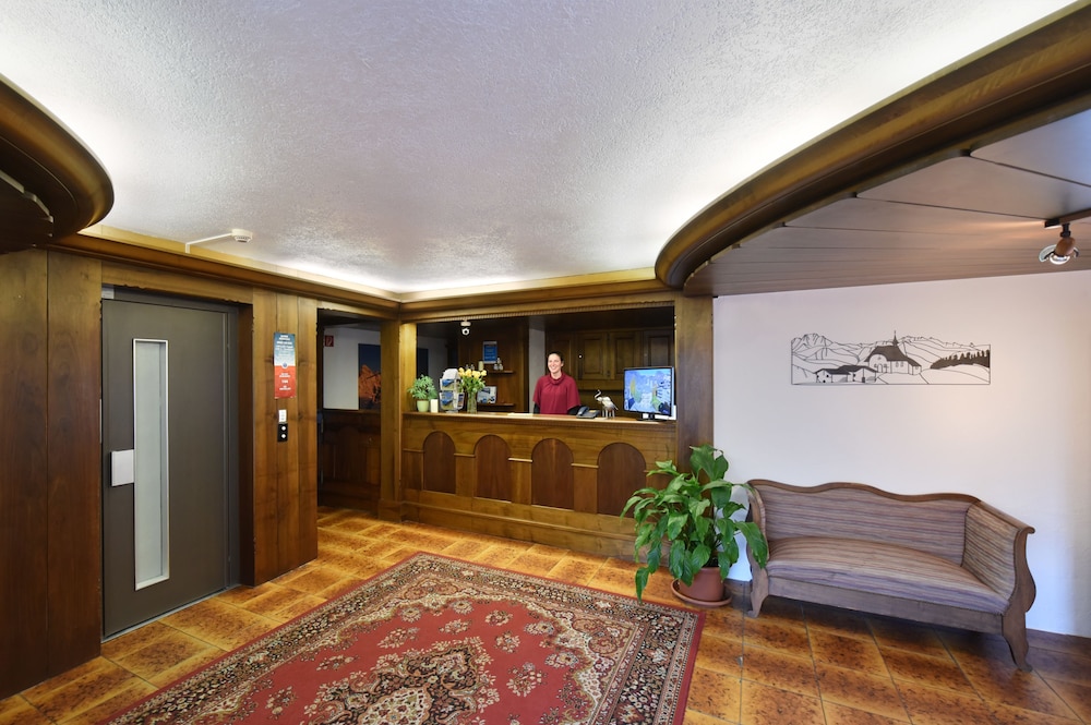 schlosshotel self check in hotel am schlosspark