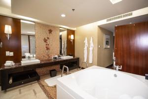 the imperial mansion beijing marriott executive apartments