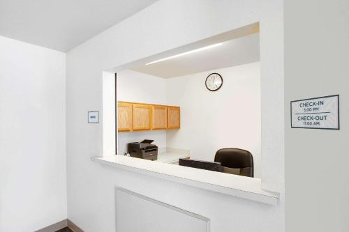 woodspring suites houston willowbrook