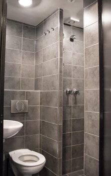 amsterdam hostel sarphati