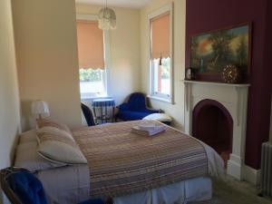 hamlyn house bed and breakfast