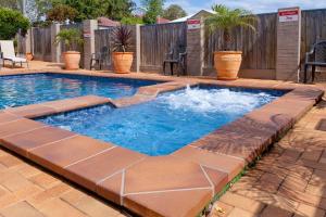 Leichhardt Motor Inn,South Toowoomba>>Nambour,4 star