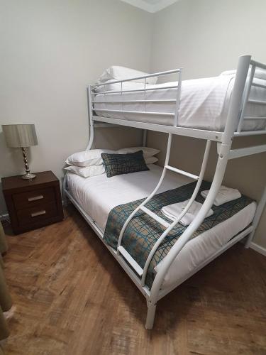 largs pier hotel motel