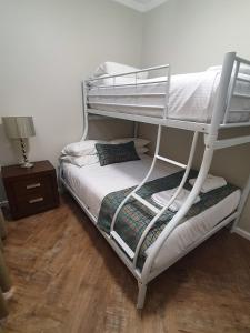 largs pier hotel motel