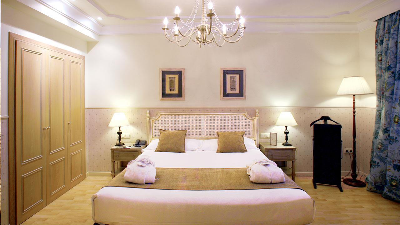 vincci lys hotel