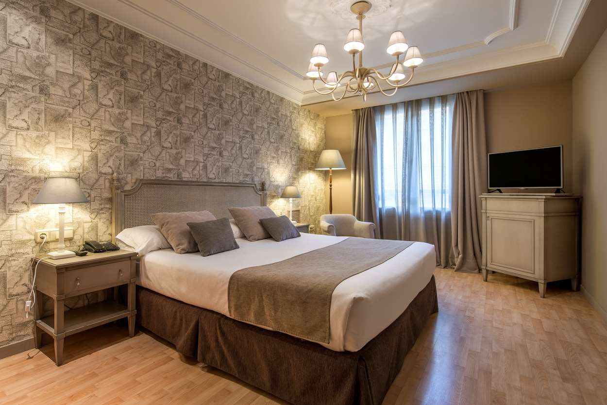 vincci lys hotel