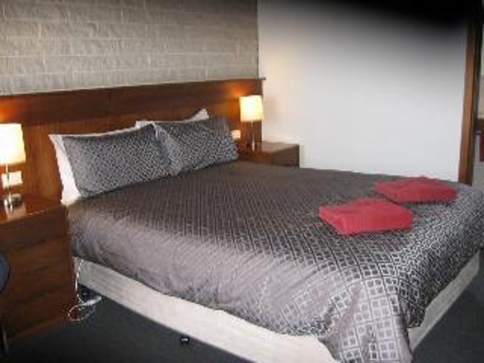 darlot motor inn