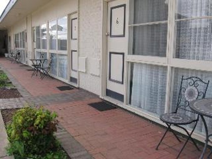 darlot motor inn