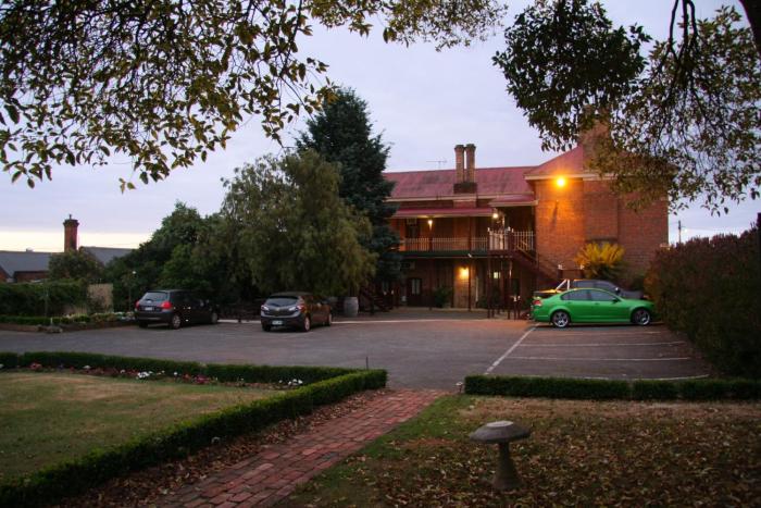 central springs inn