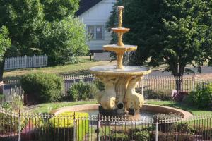 central springs inn