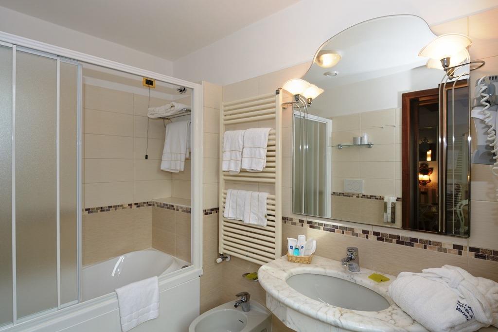 unahotels ala venezia adults only