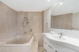 19th avenue on the beach