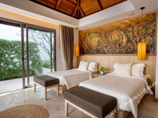 miskawaan beachfront villas