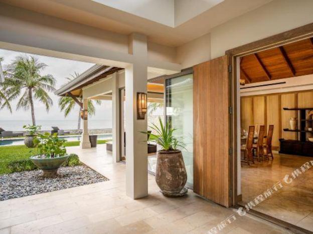 miskawaan beachfront villas