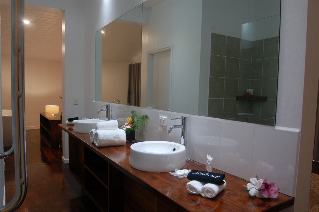 barrier beach resort