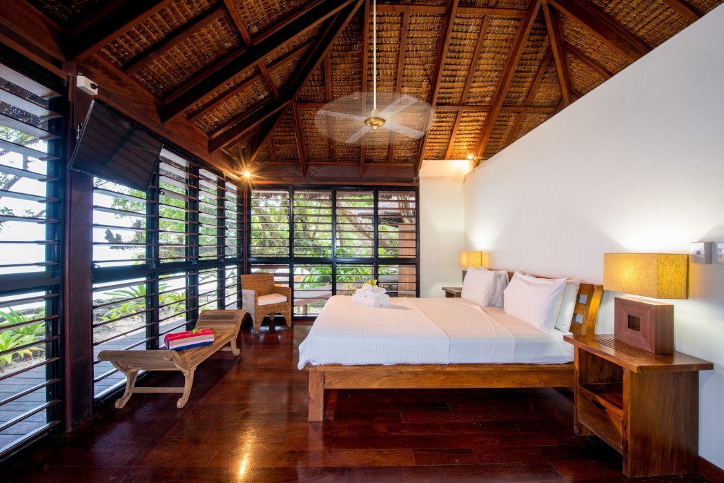 barrier beach resort