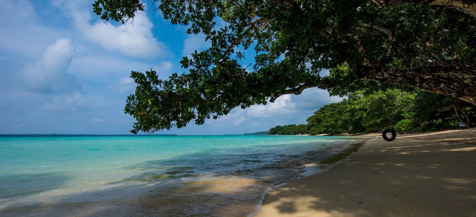 barrier beach resort