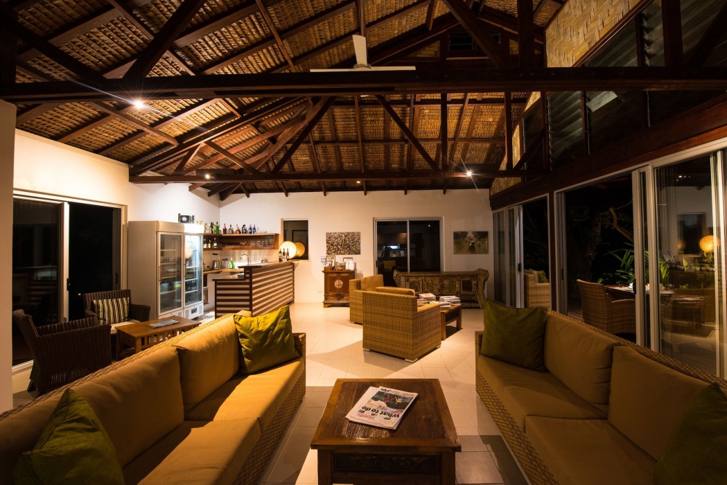 barrier beach resort